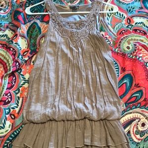 Super cute gray/pink tank top